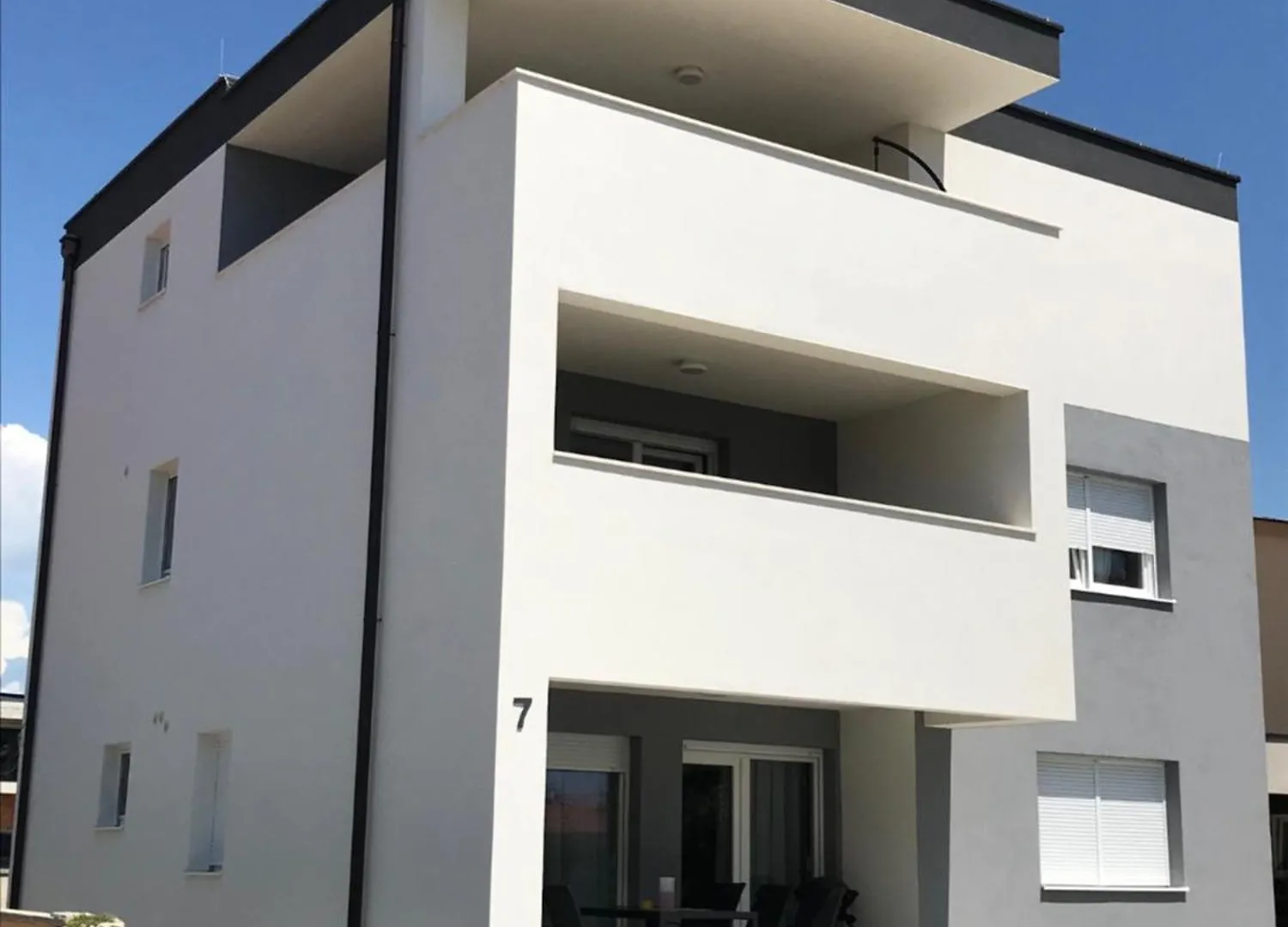 Villa Seven Vir