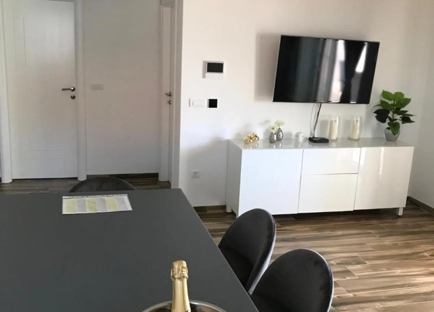 Villa Seven Vir Διαμέρισμα