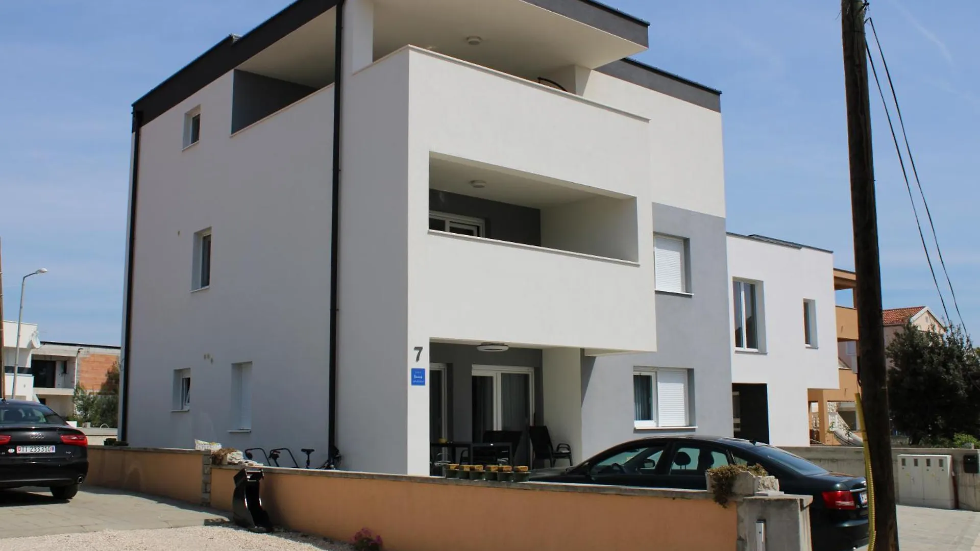 Villa Seven Vir